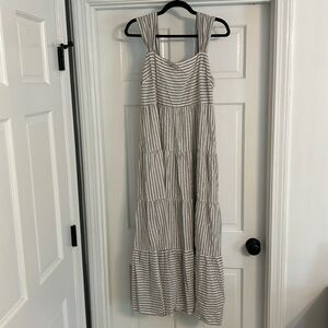 Madewell grey/white striped maxi dress size L